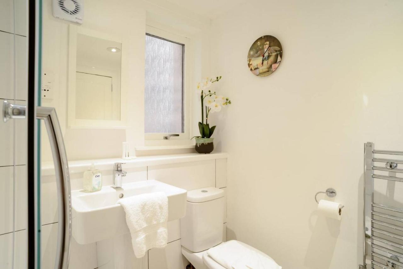 إدنبرة Altido Lovely Apartment For 4 With Free Parking المظهر الخارجي الصورة